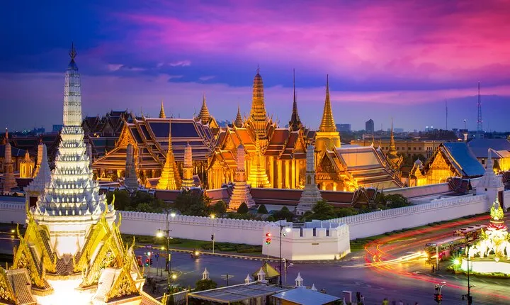 Flexi Walking Temple Tour: Grand Palace, Wat Pho & Wat Arun