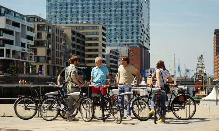 Guided Hamburg City Bike Tour