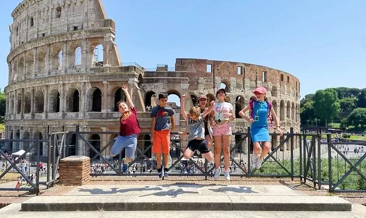 Colosseum and Roman Forum Guided Tour Treasure Hunt for Kids