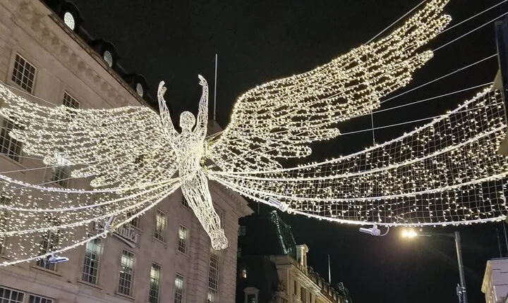 Christmas Lights Guided Walking Tour