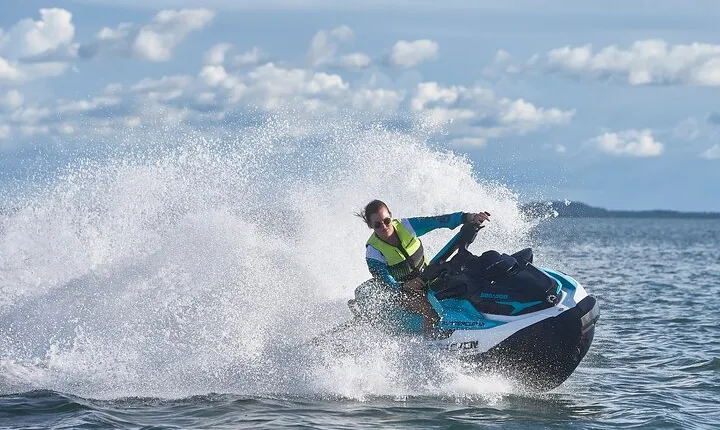 Golden Eye Sunset Jet Skiing in Darwin