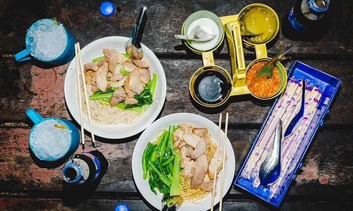 Bangkok Backstreets Food Tour 15 plus Tastings Included