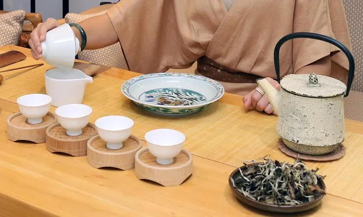 Chinese Tea Tasting Experience