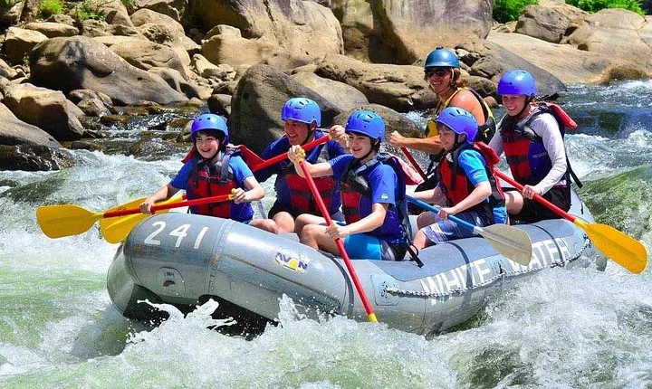 Full-Day Kitulgala White Water Rafting Tour from Colombo