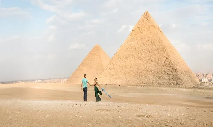 8 hours-Private Guided Day Tour to Memphis Saqqara and Giza with Lunch