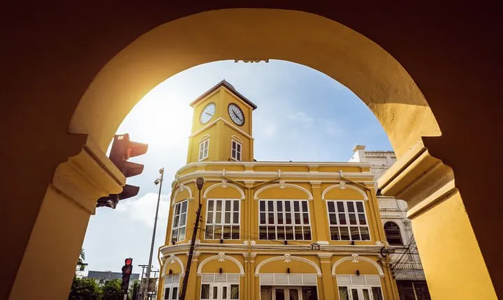 Private Tour: Phuket Introduction City Sightseeing Tour