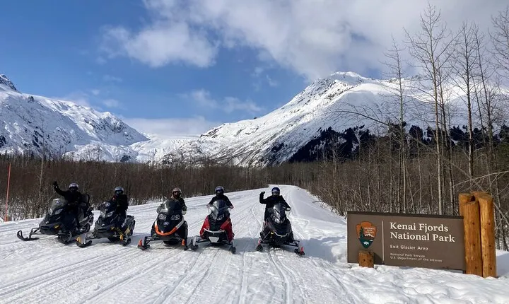 Snowmobile and Snowshoe Dual Adventure in Kenai Fjords NP