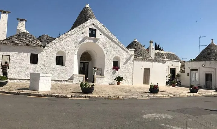 Skip the Line: Trullo Sovrano Admission Ticket