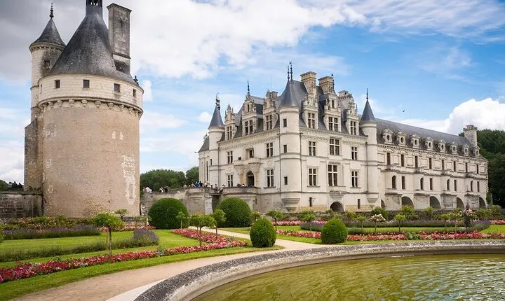 Private 2 Day Loire Valley Mont Saint Michel D-day from Paris