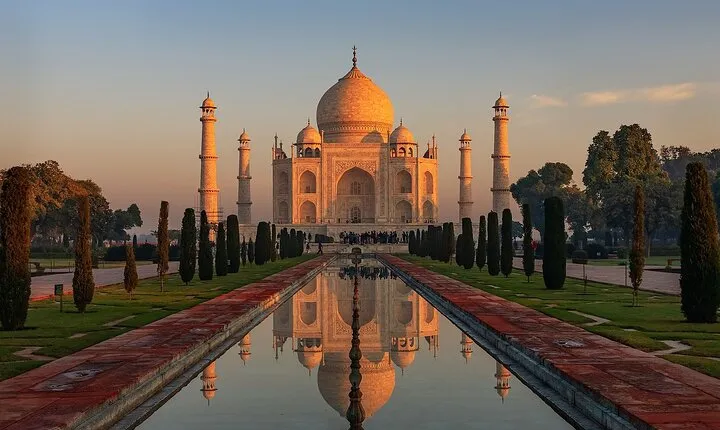 Taj Mahal, Agra Fort and Baby Taj Day Tour from Delhi by Car