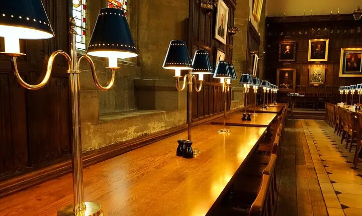 Oxford Harry Potter Film Locations Walking Tour by Alumni™