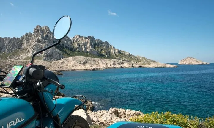From Marseille : Sidecar Wine Tour to Cassis and Bandol
