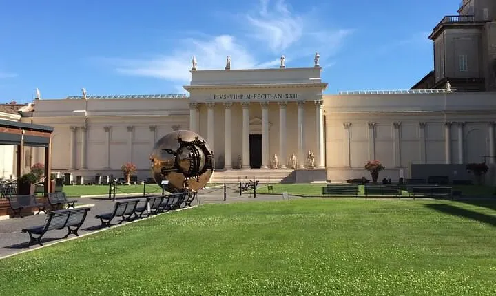 Rome: Vatican Museums, Sistine Chapel and St. Peter's Square Tour