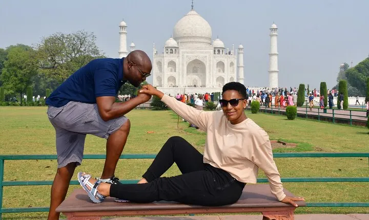 Private Taj Mahal Tour from Delhi by Car