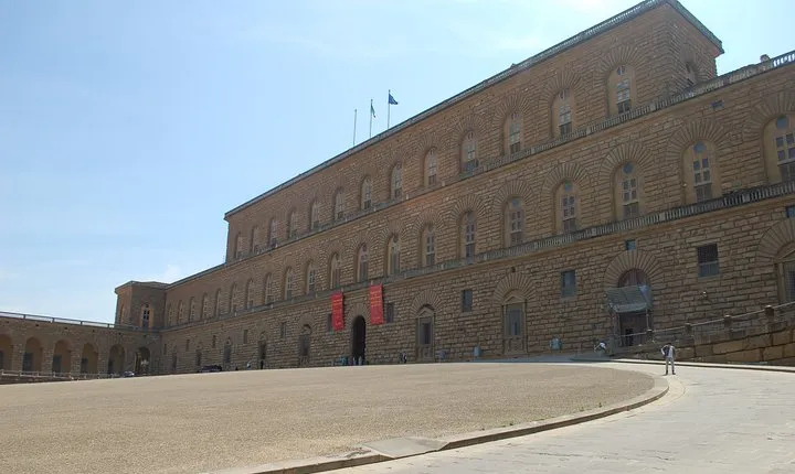 The Pitti Palace private tour: Splendours of the Royal Residence