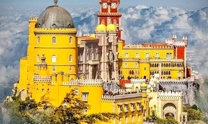 Guided Tour to Sintra and Cascais