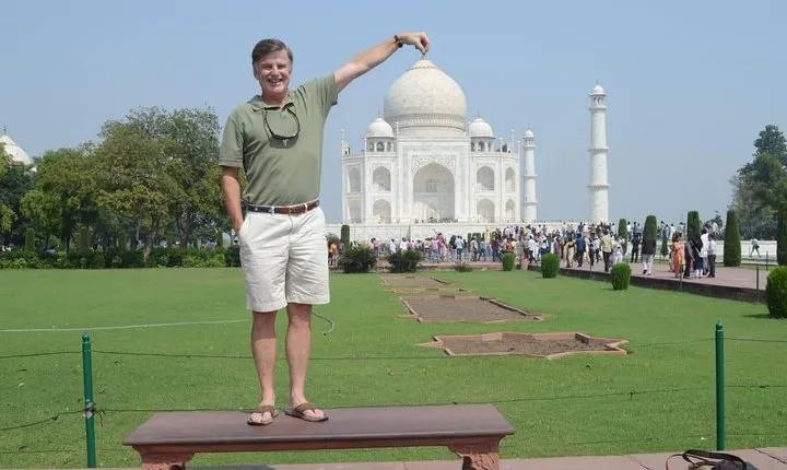 Gurgaon to Agra Same Day