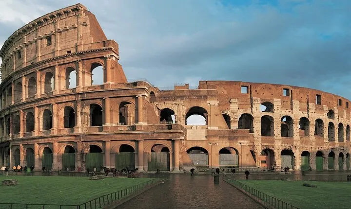 City Pass: Rome Colosseum, Palatine Hill & Roman Forum Experience
