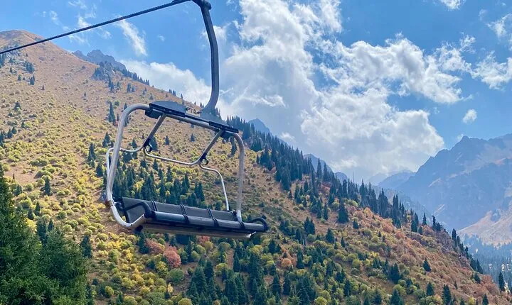Medeu and Shymbulak ski resort private excursion