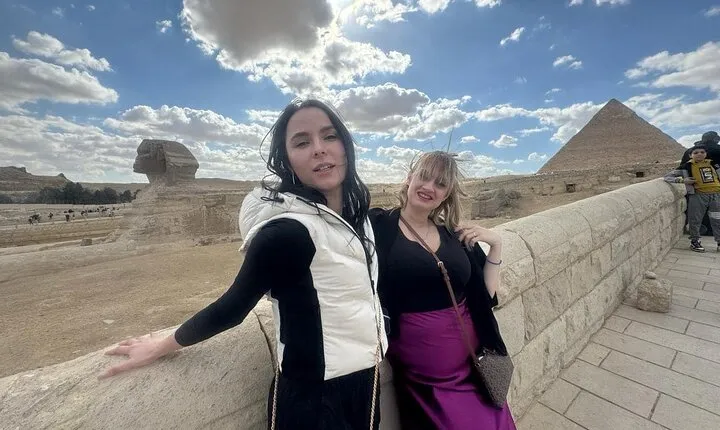 Half Day Tour Giza Pyramids ,Great Sphinx & Private Tour Guide