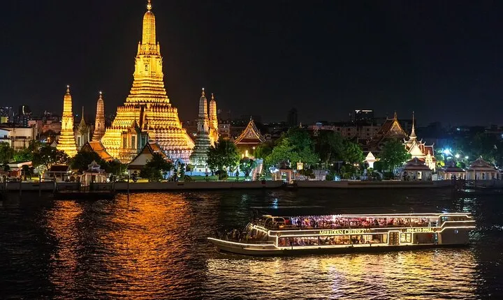 Bangkok Meridian Dinner Cruise from ICONSIAM