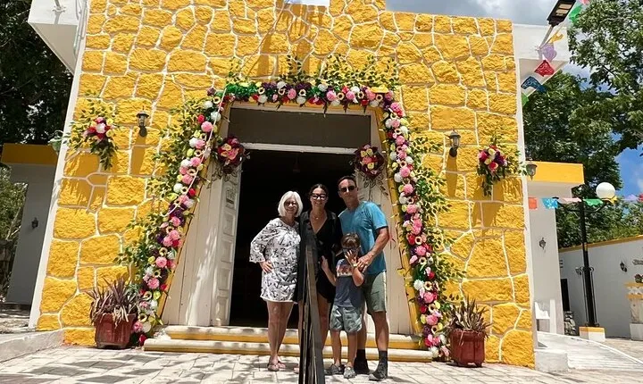 Cozumel Jeep Escape: Punta Sur Park, Jade Cavern & Snorkel