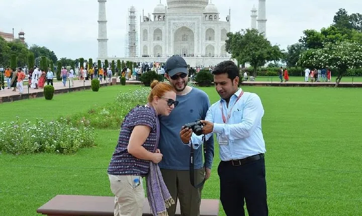 Taj Mahal Skip-The-Line Entry Tickets with Guided Tour