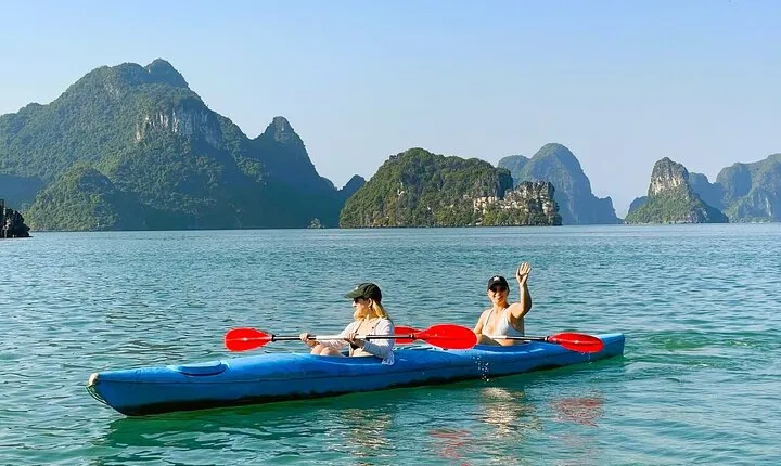 2-Day Adventure Cat Ba Archipelago, Viet Hai Village & Lan Ha Bay