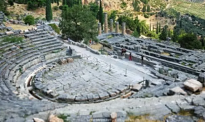 Visit Delphi Archaeological Site: Private Day Trip from Athens