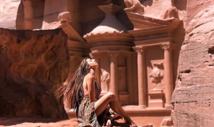 Petra Full-Day Private Tour from Amman or Airport