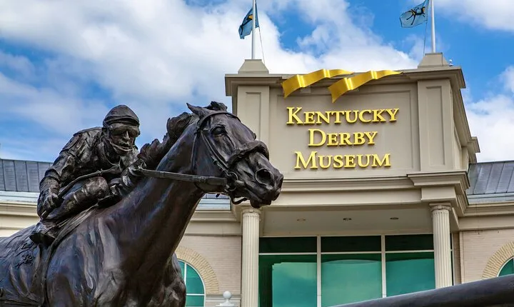 Kentucky Derby Museum - General Admission and Guided Track Visit