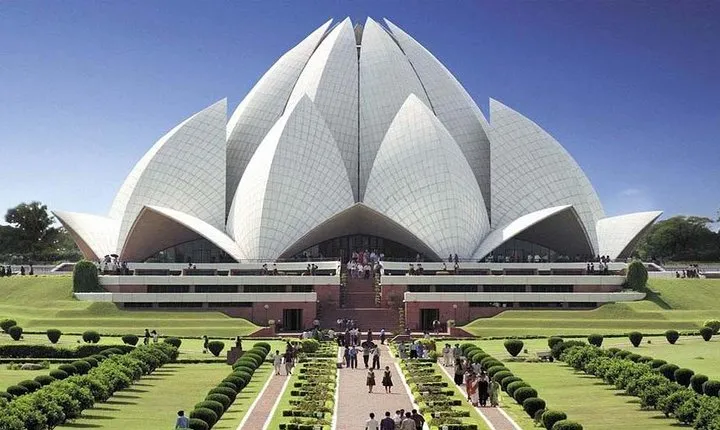 Spiritual Full-Day Delhi Temples Private Guided Tour