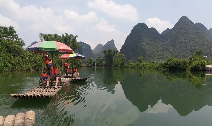 Full-Day Li-River with the 4 Star Luxury Boat VIP Room & Yulong bamboo boat Tour