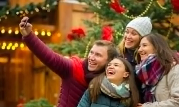 Holiday Scavenger Hunt in Indianapolis by Holly Jolly Hunt