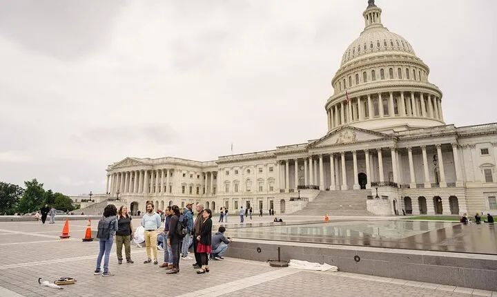 Skip the Line National Archives and US Capitol Tour
