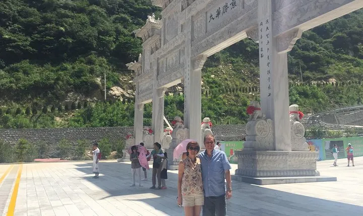 Full Day Xi'an Private Tour of Huashan Mountain Adventure