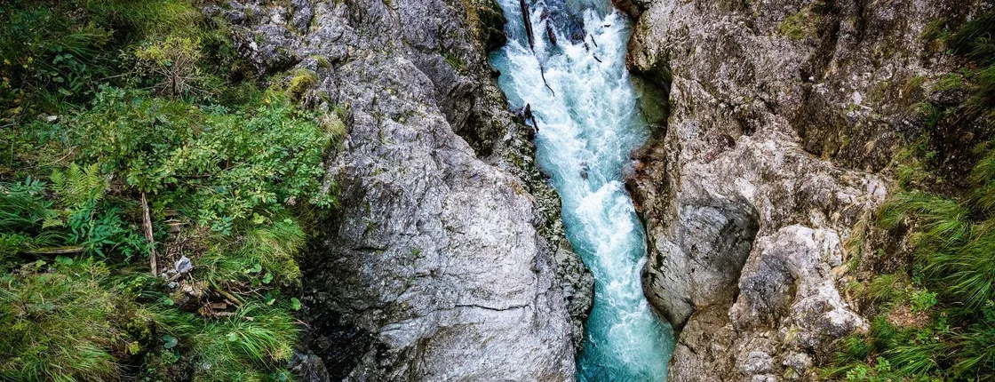 Canyoning beginner tour through the Hachle Canyon in Imst