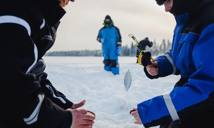 Ice Fishing Experience in Rovaniemi