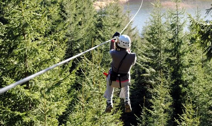 Zipline, Hiking and Canyon Crossing Expedition