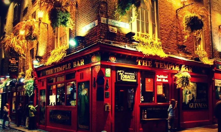 Dublin Temple Bar Night Tour in Spanish