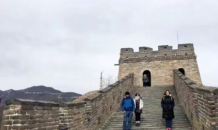 2 person Beijing Wall Tour in Spanish