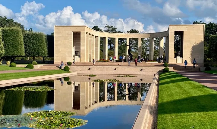 2-day Private Mont Saint-Michel, Omaha, Utah Landing Beaches Trip