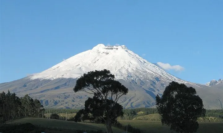 Cotopaxi Volcano PRIVATE Day Trip