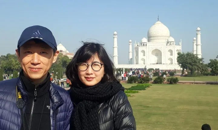 Best Seller: 06 Days Golden Triangle Tour From Mumbai with Return Flight