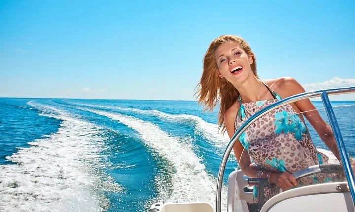 Private Speedboat Adventure & Snorkeling With Transfer - Hurghada