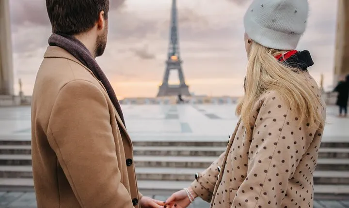 Eiffel Tower: Video reel