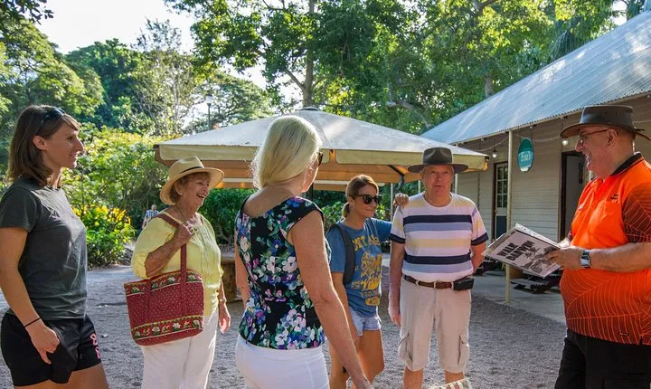 Walk the Darwin Botanic Gardens
