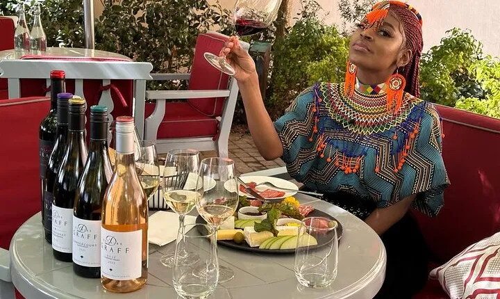 Cape Winelands Private Tour to Stellenbosch and Franschhoek