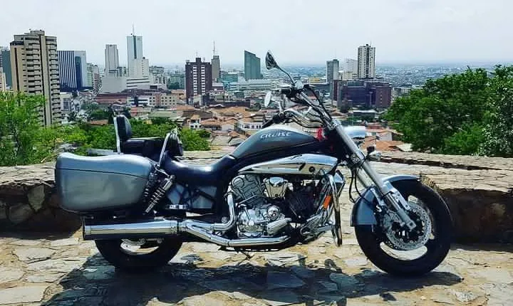 Tour Cali on a high-capacity cruiser motorcycle - Cristo Rey & Yanaconas