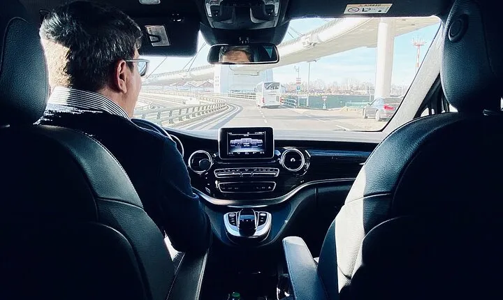 Transfer from Rome to Positano with Pompeii Stop or Viceversa